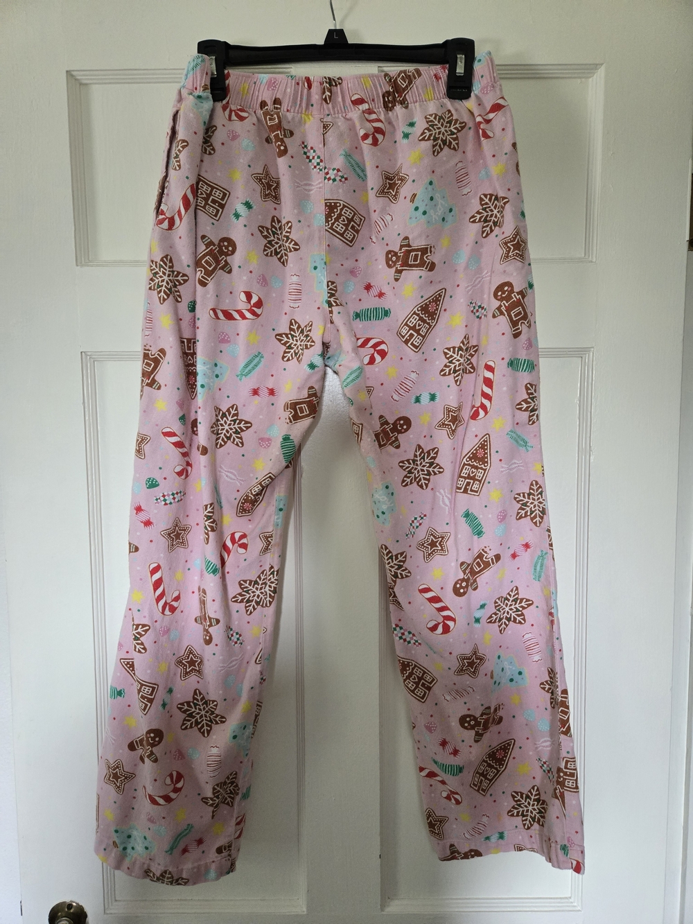 Old Navy Pink Holiday Gingerbread Print Pajama Pants with Red Drawstring - Picture 4 of 5